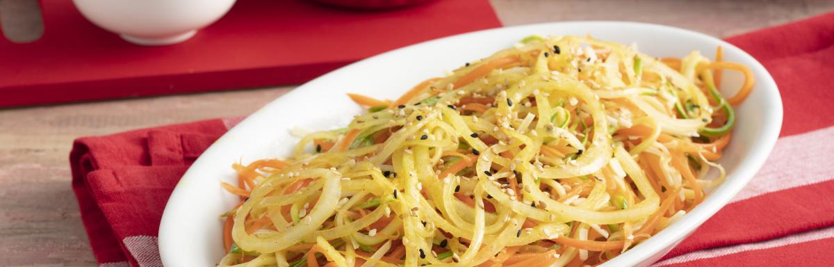Salada refrescante: mais cor e sabor na sua dieta 