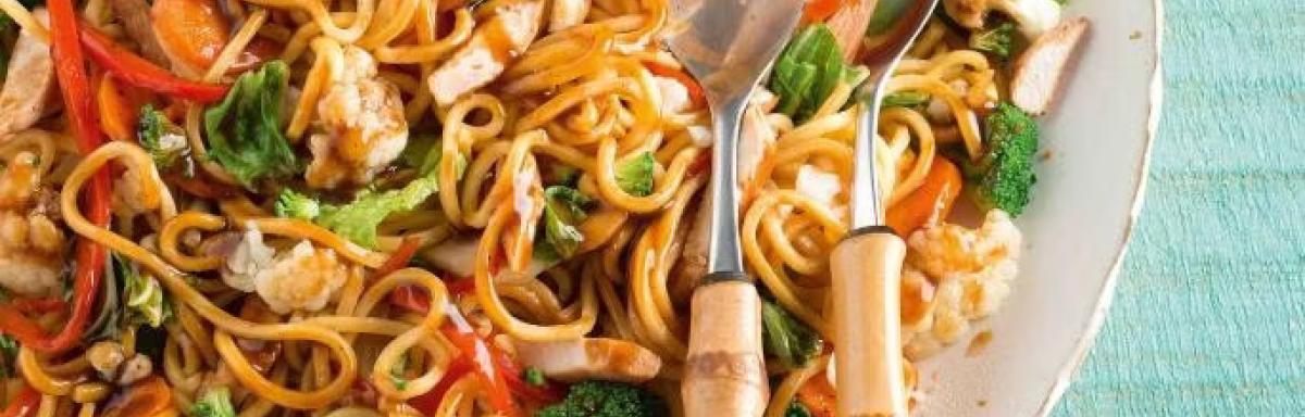Yakissoba com legumes