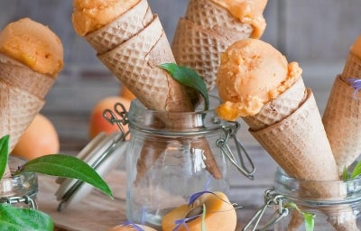 Sobremesas refrescantes: Sorvete de Iogurte com Damasco