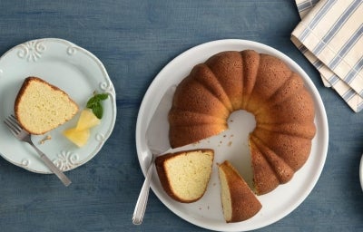 Bolo de Abacaxi com Hortelã
