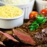 Acompanhamentos para churrasco: opções saborosas para sua festa 