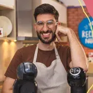 Imagem de um home mostrando as máquinas Dolce Gusto e ao lado direito os dizeres do título e as logomarcas.