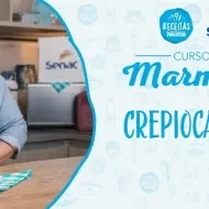  Montagem com a imagem de uma chefe com uniforme branco à esquerda e à direita o título da aula.