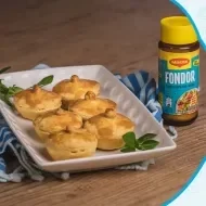 Montagem com a imagem da receita de empadinhas à esquerda e à direita o título da aula.