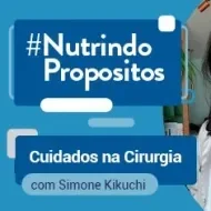 Fotografia da nutricionista com um fundo azul e alguns elementos de retângulo e riscos.