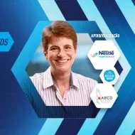 Fotografia da nutricionista e os logos de Receitas Nestlé e NHS e ABCD.