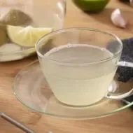 Chá de Limão com Alho