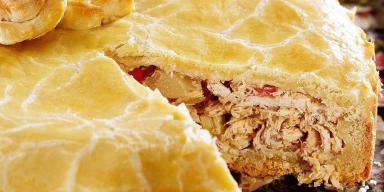 Torta recheada com frango