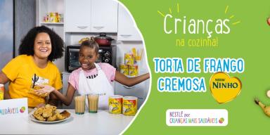 Montagem de duas meninas negras com as receitas de Ninho e os dizeres do programa ao lado direito com a logomarca