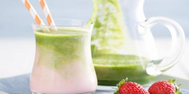 Smoothie de Morango e Suco Verde Zero Lactose Smoothie de Morango e Suco Verde Zero Lactose