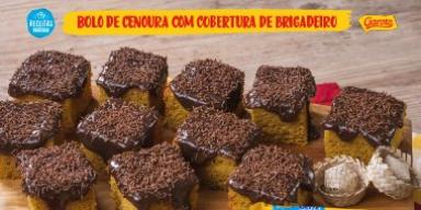 Montagem com um fundo em tons de marrom, foto da receita ampliada ao centro, o nome do programa e os logos das marcas