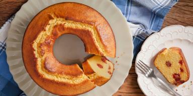 Confira o segredo do bolo de fubá fofinho