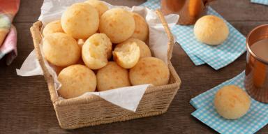 Receita de pão de queijo fácil e delicioso