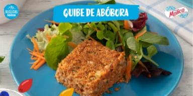 Fotografia de um quibe de abóbora e logo de Receitas Nestlé e Molico.