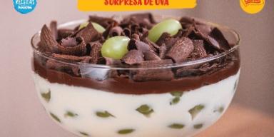 Surpresa de Uva feita com Chocolate Garoto Meio Amargo, proporciona um toque especial com o cacau mais brasileiro que existe!