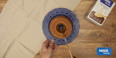 Fotografia de bolo de banana feito com aveia.