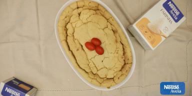 Fotografia de torta de legumes feito com aveia.