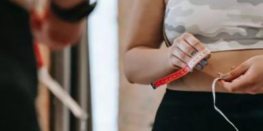 Vida fitness: por que sentimos que creatina incha a barriga?