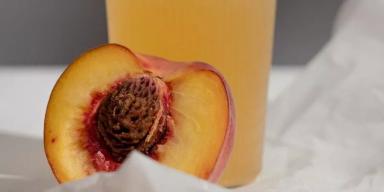 5 benefícios do pêssego (com receitas)