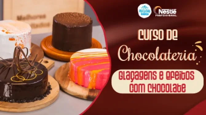 Imagem com a foto da receita à esquerda e o título do curso à direita com os logos no topo