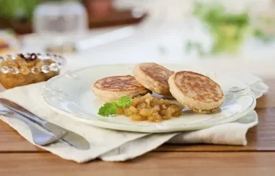 mini-pancake-aveia-sem-gluten-geleia-abacaxi-receitas-nestle mini-pancake-aveia-sem-gluten-geleia-abacaxi-receitas-nestle