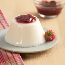 flan-iogurte-calda-geleia-frutas-vermelhas-receitas-nestle