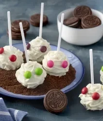 Popcakes Múmias de Negresco Imagem da receita Popcakes Múmias de Negresco