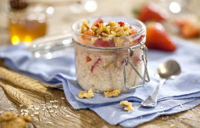 Potinho-Aveia-Morango-Nozes-receitas-nestle