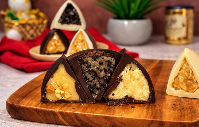 Fotografia de ovo de páscoa em formato de fatia