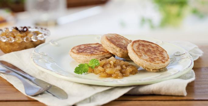 mini-pancake-aveia-sem-gluten-geleia-abacaxi-receitas-nestle