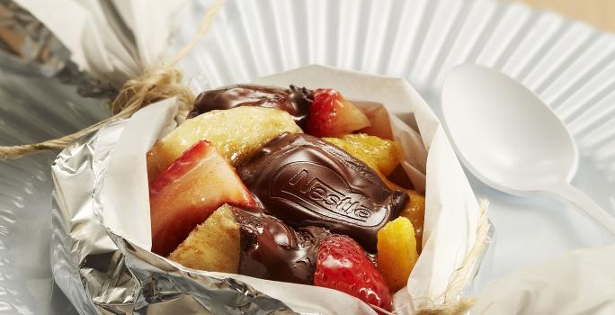 papillote-frutas-chocolate-nestle-classic-meio-amargo-receitas-nestle