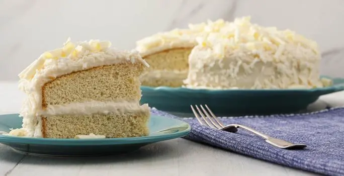 Receita de Bolo de aniversário simples, enviada por valdete