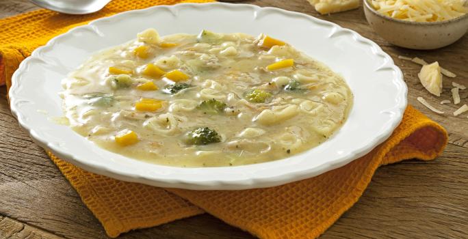 sopao-galinha-legumes-receitas-nestle