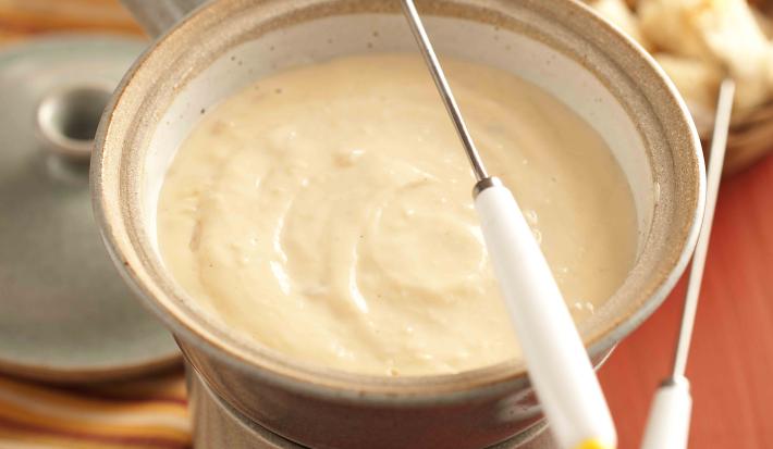 fondue-queijo-maggi-receitas-nestle
