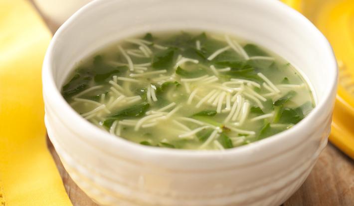 sopa-galinha-nutritiva-receitas-nestle