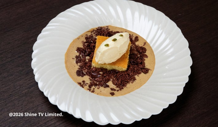 Receita de Bolo de Tapioca com Sorvete de Tapioca e Coco, Coulis de Manga, Maracujá e Hortelã.