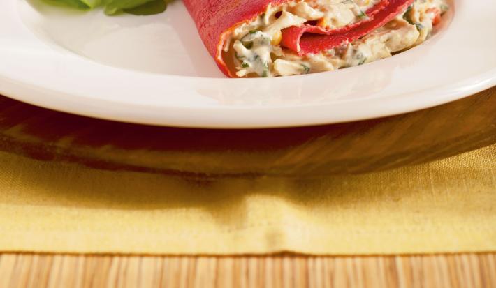 crepe-beterraba-recheio-cremoso-frango-receitas-nestle
