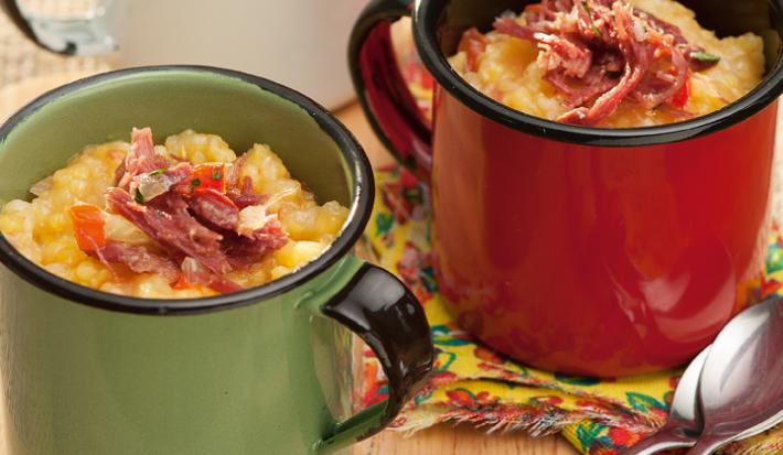 creminho-quirera-refogado-carne-seca-receitas-nestle