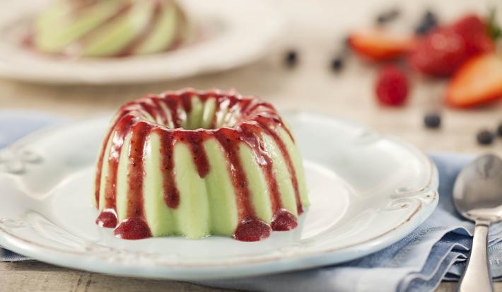 flan-capim-santo-geleia-frutas-vermelhas-receitas-nestle