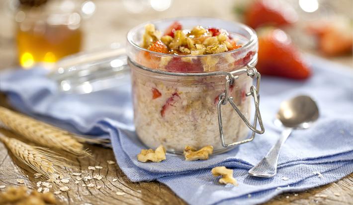 Potinho-Aveia-Morango-Nozes-receitas-nestle