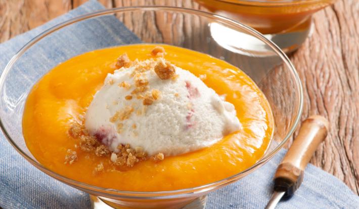 creme-frutas-gelato-panna-cota-crocante-amendoim-receitas-nestle