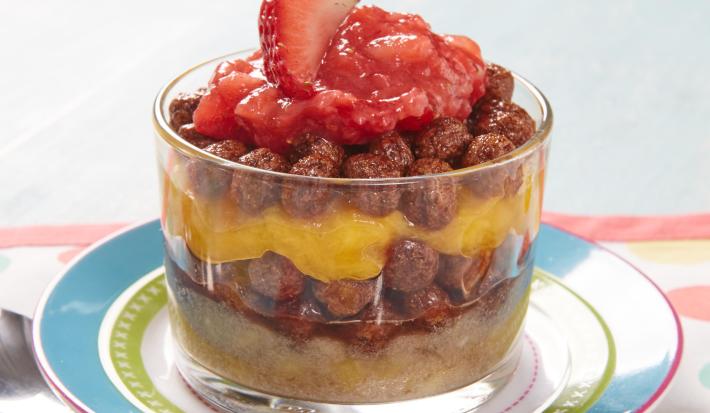 tacinha-cereais-creminho-frutas-iogurte-receitas-nestle