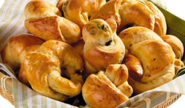 meia-lua-escarola-bacon-receitas-nestle