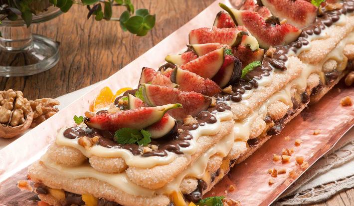 pave-creme-maracuja-chocolate-pessego-receitas-nestle