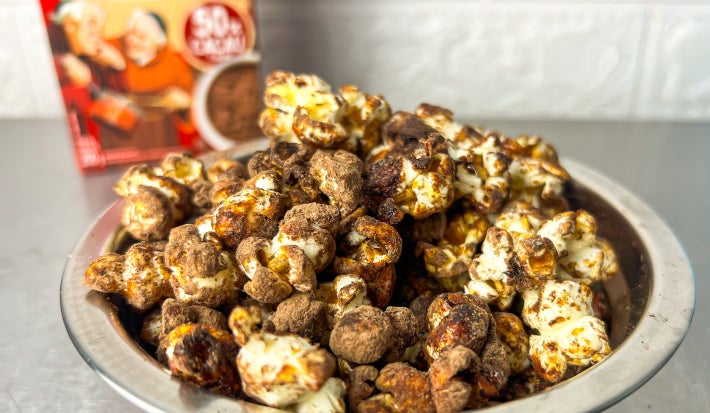 fotografia de uma pipoca de nescau feita de forma caseira