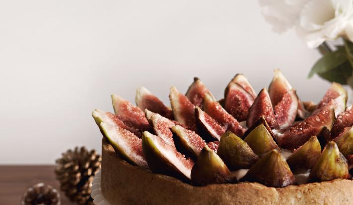 torta-guirlanda-figo-creme-de-nozes-receitas-nestle