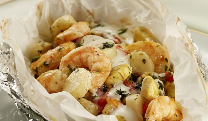 papillote-cremoso -camarao-palmito-banana-terra-receitas-nestle