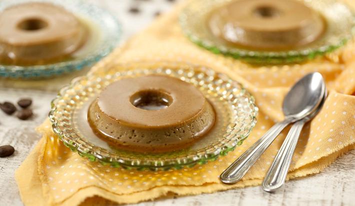 mini-pudim-lungo-de-colher-receitas-nestle