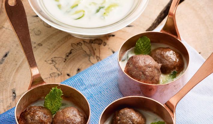 mini-kaftas-molho-iogurte-pepino-receitas-nestle
