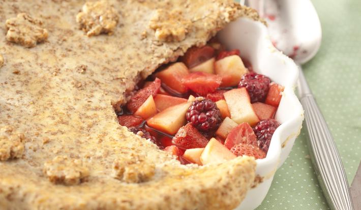 torta-nesfit-frutas-vermelhas-receitas-nestle